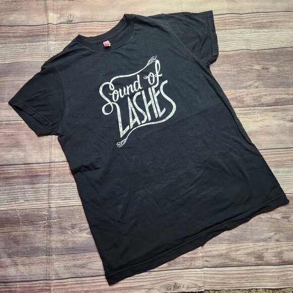 ⭐️ Bayside Religious Graphic Shirt - Picture 1 of 8